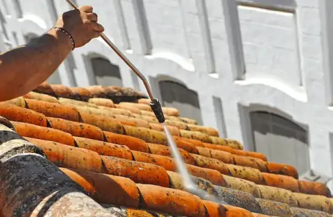 Nettoyage de toitures - Mondeville